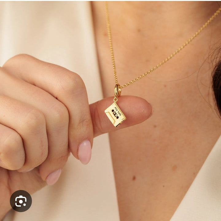 Gold And Silver Necklaces for Girls And Women